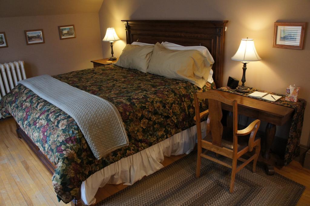 Maplecroft Bed & Breakfast Barre Bilik gambar